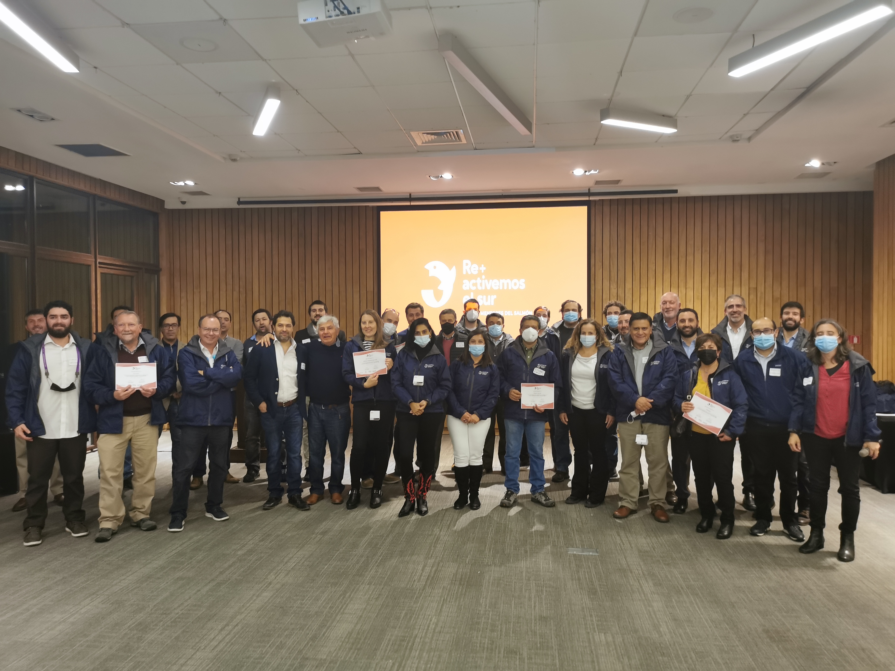 Red de Mentores del Salmón cierra su primera versión apoyando más de 20 emprendimientos del sur austral