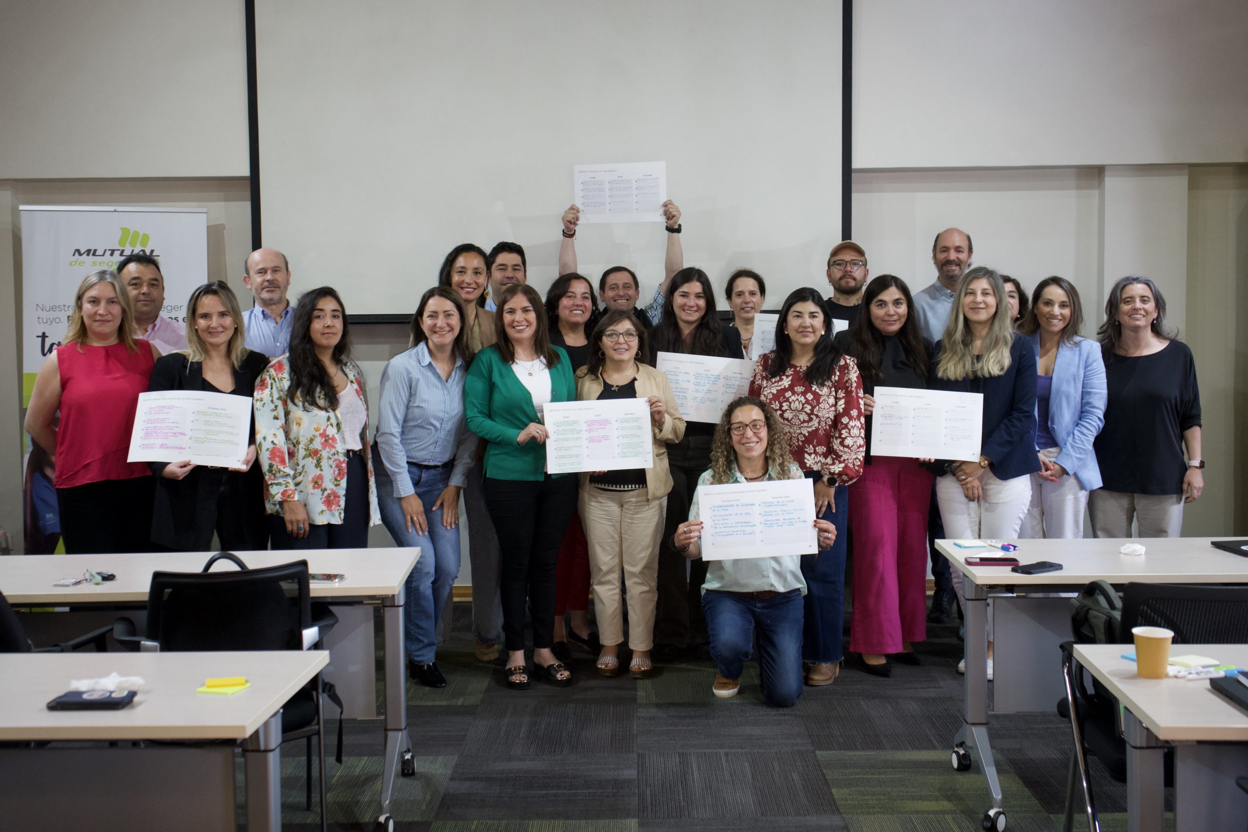 Salmonicultura refuerza su compromiso con la equidad de género en jornada de trabajo en Puerto Montt