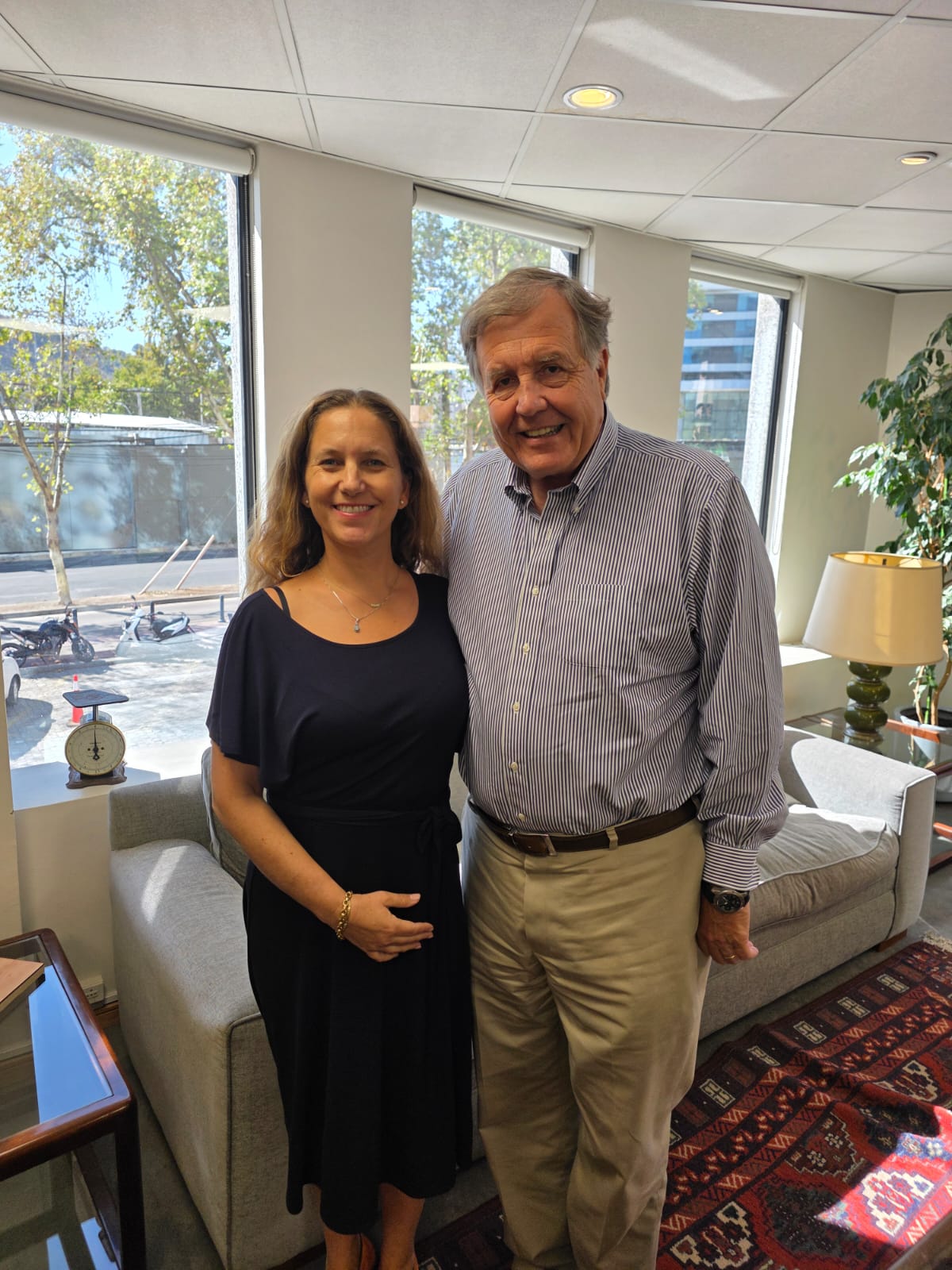 Presidente de SalmonChile se reúne con actores clave para el sector productivo