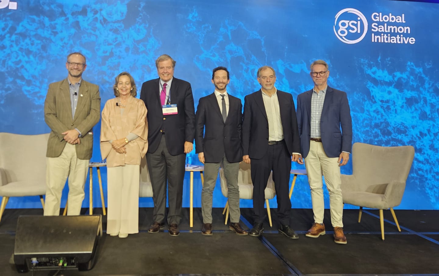 Presidente de SalmonChile participa en seminario internacional “Blue Horizons”